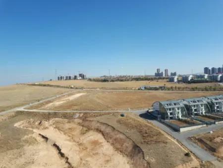 Vacant Luxury Furnished İncek Prestige  18Th Floor Apartment For Rent 1+1 62 M²
