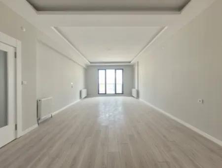 Suitable For Citizenship Luxury 200 M² Apartment For Sale On An Intermediate Floor With Park View In Bahçelievler Neighborhood, Gölbaşı, Ankara,