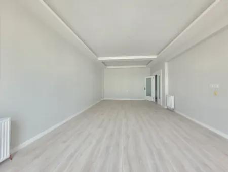 Suitable For Citizenship Luxury 200 M² Apartment For Sale On An Intermediate Floor With Park View In Bahçelievler Neighborhood, Gölbaşı, Ankara,