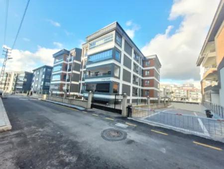 Suitable For Citizenship Luxury 200 M² Apartment For Sale On An Intermediate Floor With Park View In Bahçelievler Neighborhood, Gölbaşı, Ankara,