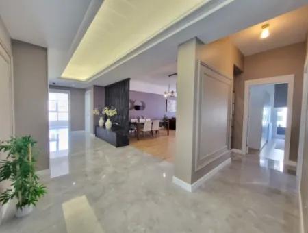 Taşpinar Mah. Faras Panora Luxury Built Flat For Sale 4,5+1 7Th Floor Apartment Gölbaşi Ankara