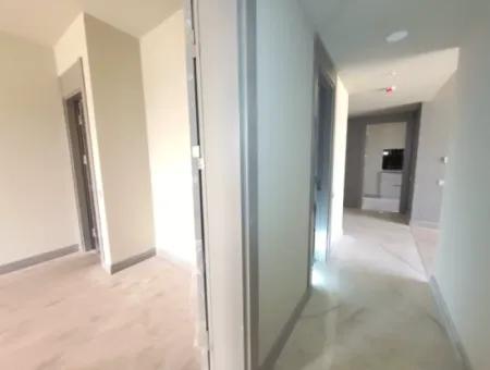 Zero City İncek For Sale 3+1 Landscape View 124 M2 3Rd Floor Flat Hacılar Neighborhood Gölbaşı Ankara