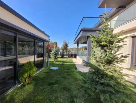 Luxury Duplex Villa For Sale On 730 M² Plot In İncek 4+2 İncek Mahallesi Gölbaşı Ankara Turkey