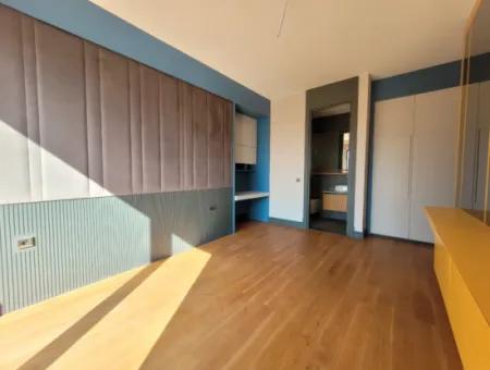 Luxury Duplex Villa For Sale On 730 M² Plot In İncek 4+2 İncek Mahallesi Gölbaşı Ankara Turkey
