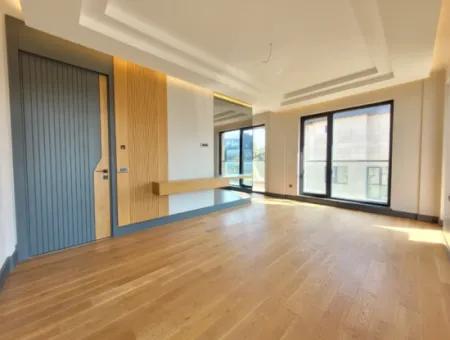 Luxury Duplex Villa For Sale On 730 M² Plot In İncek 4+2 İncek Mahallesi Gölbaşı Ankara Turkey