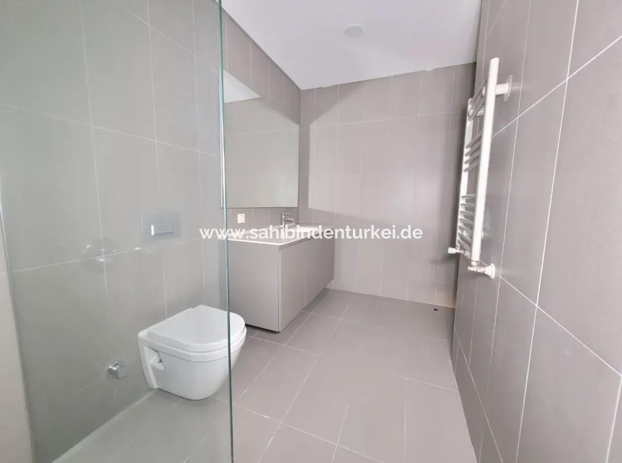 Boş Krediye Uygun İncek Loft Satılık 2,5+1 Peyzaj Manzaralı Kiracısız 2.Kat Daire