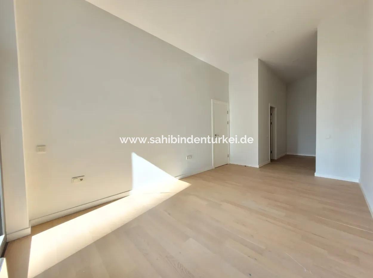 İncek Loft Satılık  5.5+1 Dubleks  Peyzaj Manzaralı 4.Kat Kiracısız Daire