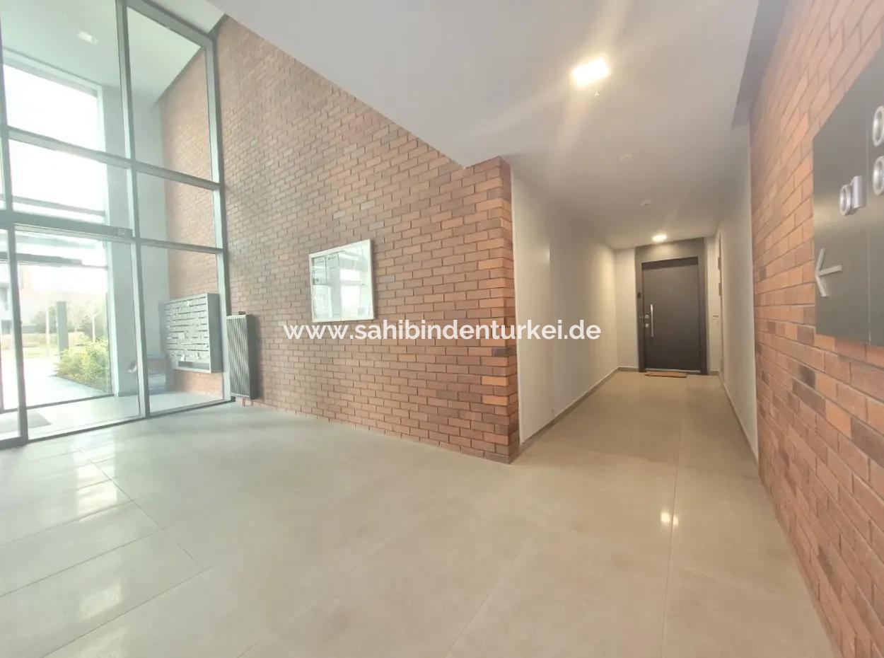 Beytepe İncek Bulvar Loft Satılık 3+1 130 M² 1.Kat Park Manzaralı Güney Cephe Daire