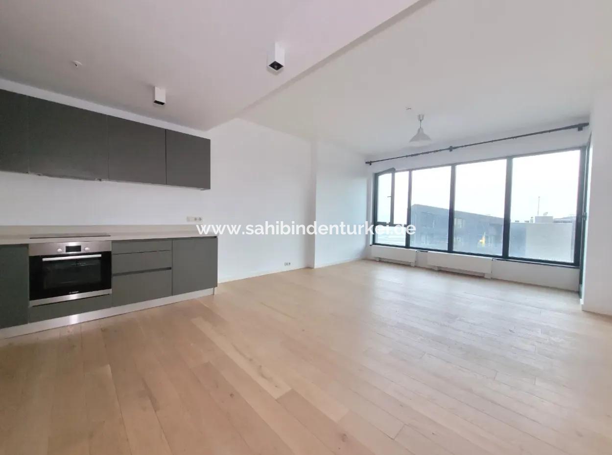 İncek Loft  Kiralık 2+1 85 M² 4.Kat Mogan Cephe Daire