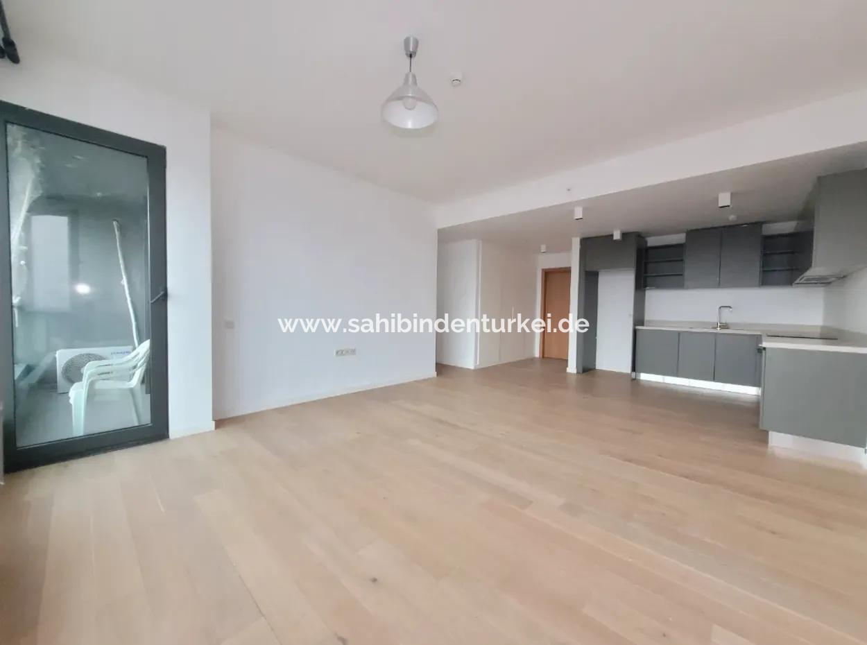 İncek Loft  Kiralık 2+1 85 M² 4.Kat Mogan Cephe Daire