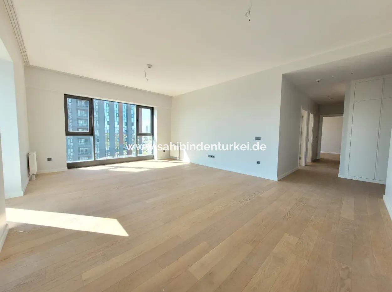 Beytepe İncek Bulvar Loft Satılık 3+1 110 M² 8.Kat Güney Cephe Daire