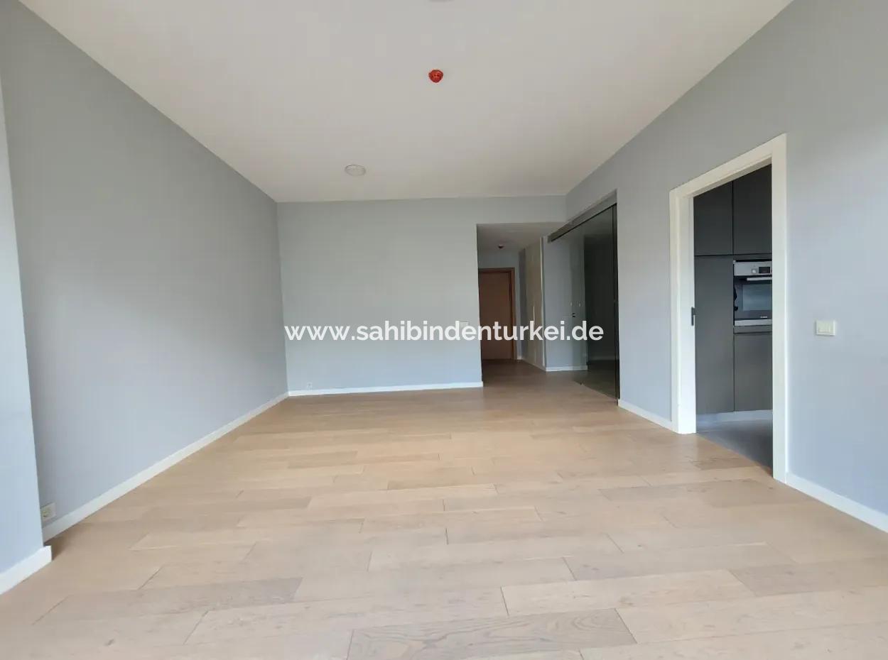 İncek Loft Satılık 3+1 Bahçe Dubleksi Peysaj Manzaralı Daire