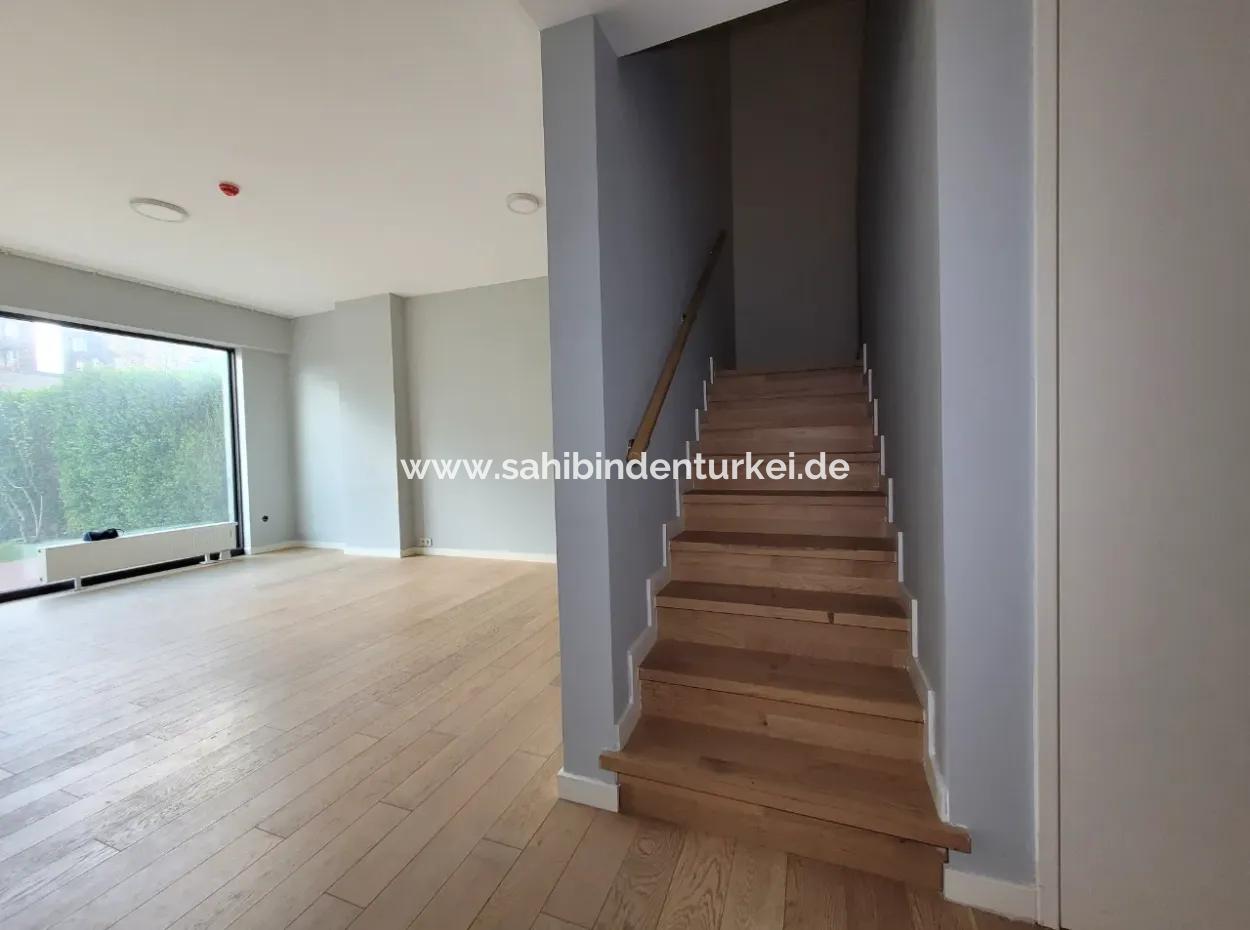 İncek Loft Satılık 3+1 Bahçe Dubleksi Peysaj Manzaralı Daire