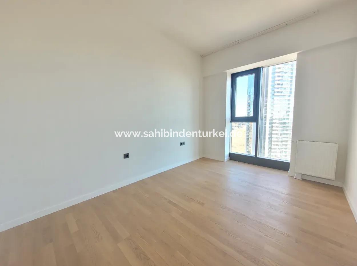 Kiracısız Krediye Uygun Beytepe İncek Bulvar Loft Satılık 3+1 110 M² 19.Kat Bulvar Ve Göl Manzaralı