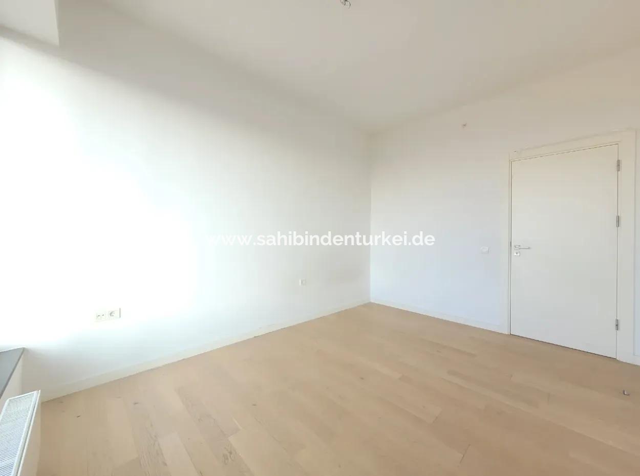 İncek Loft Kiralık 3+1 Şehir Manzaralı 19.Kat Daire