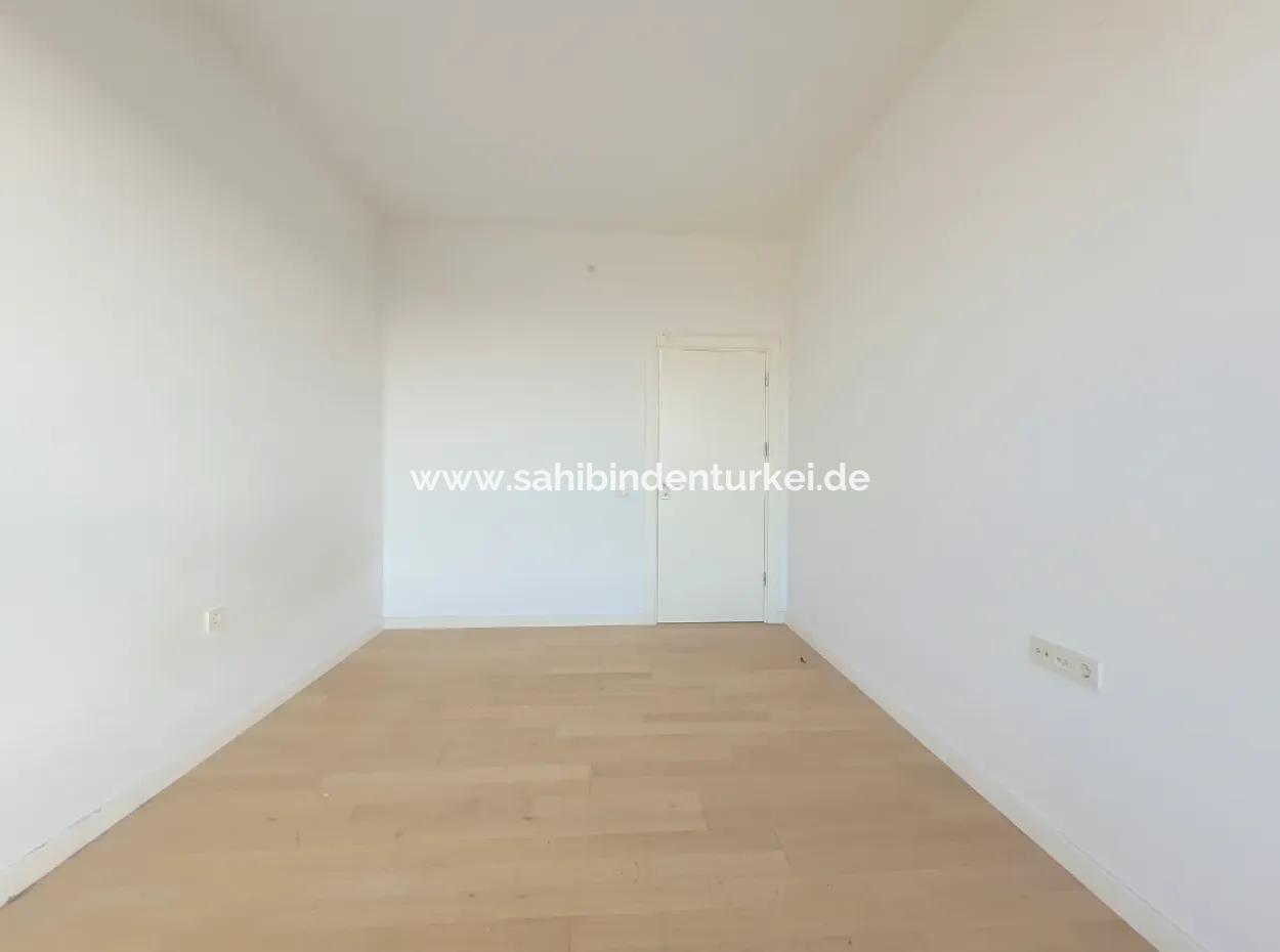 İncek Loft Kiralık 3+1 Şehir Manzaralı 10.Kat Daire