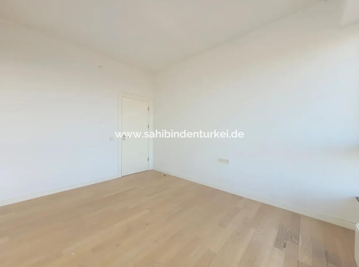 İncek Loft Kiralık 3+1 Şehir Manzaralı 19.Kat Daire