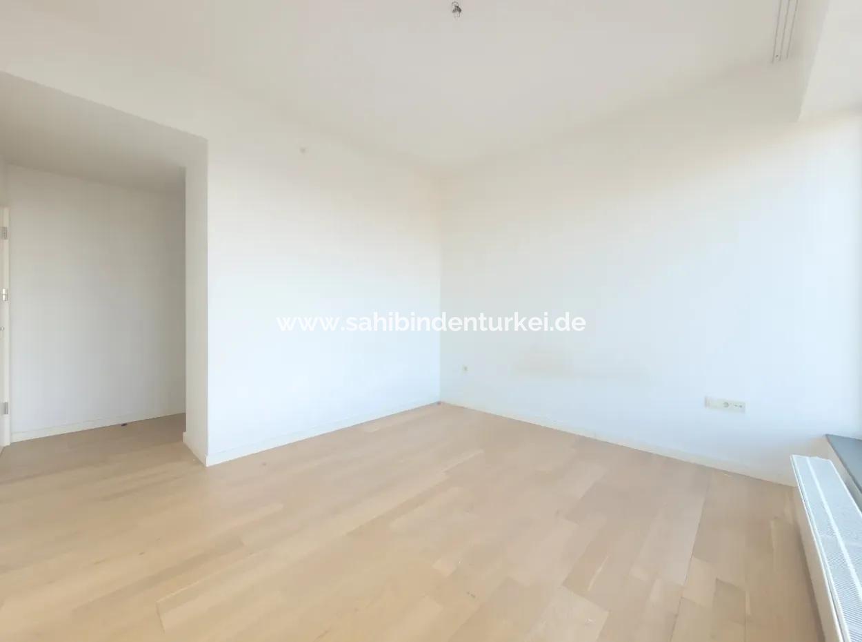 İncek Loft Kiralık 3+1 Şehir Manzaralı 10.Kat Daire