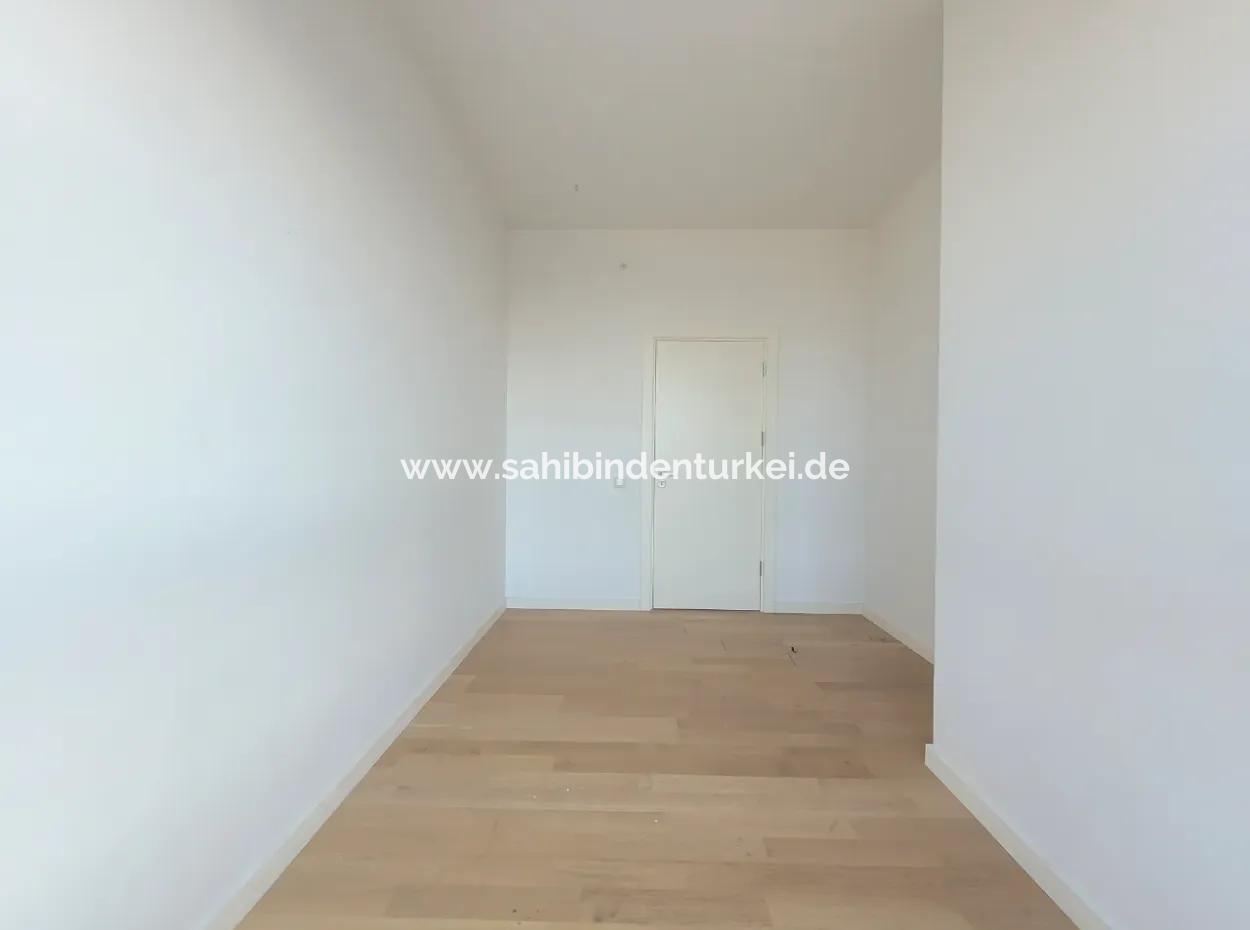 Boş İncek Loft Satılk 3+1 Şehir Manzaralı 12.Kat Daire