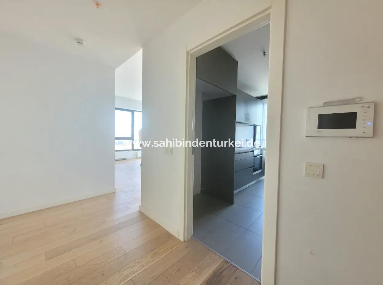 Boş İncek Loft Satılk 3+1 Şehir Manzaralı 12.Kat Daire
