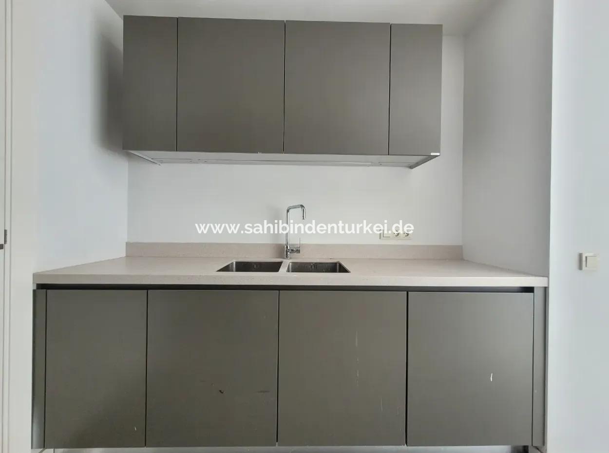 Kiracısız İncek Loft Satılık Teraslı  3+1 Şehir Manzaralı 4.Kat Daire