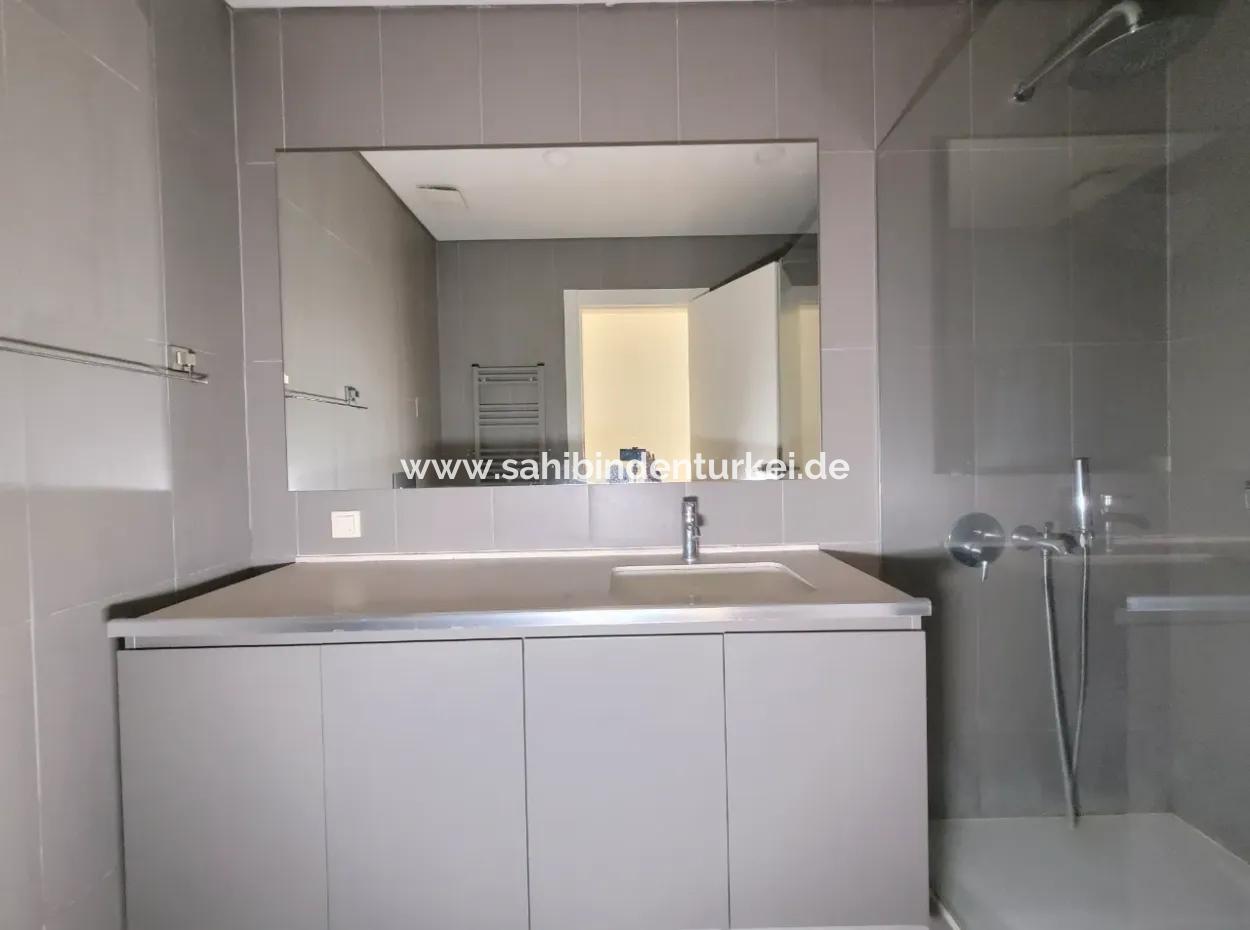 Boş İncek Loft Satılık 3+1 110 M²  Göl Manzaralı Daire