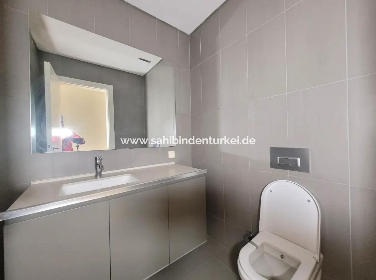 İncek Loft Satılık 3+1 110 M²  Peyzaj Manzaralı Daire