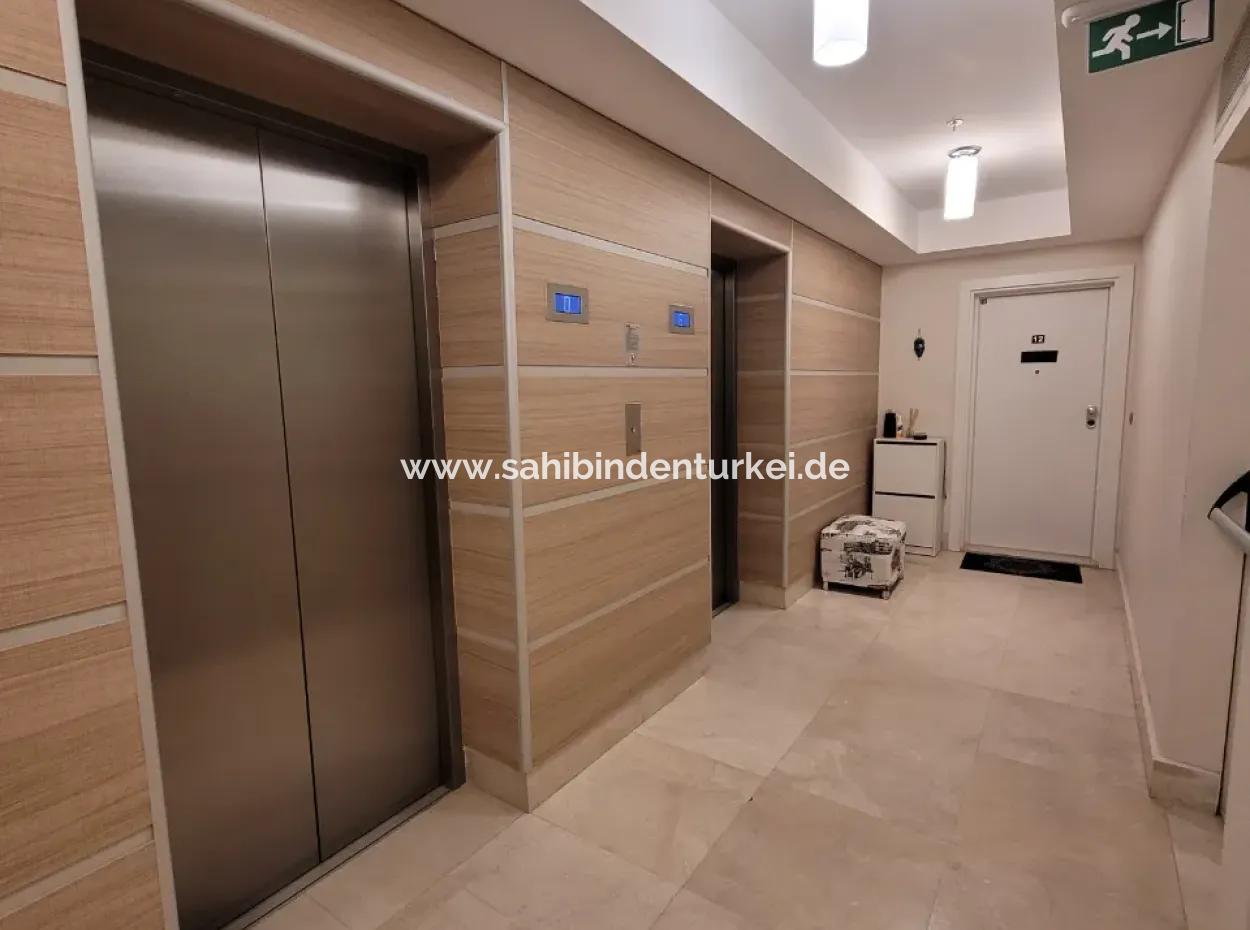 Boş İncek Nata'da Satılık 4+1 207 M²  Göl Manzaralı Daire