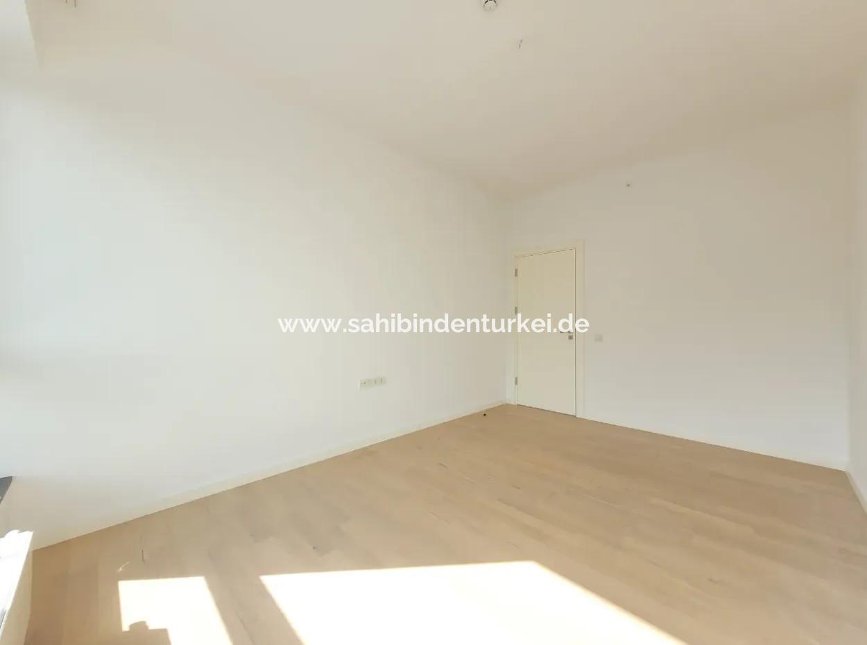 Boş İncek Loft Satılık Teraslı  3+1 110 M² Mogan Manzaralı Daire