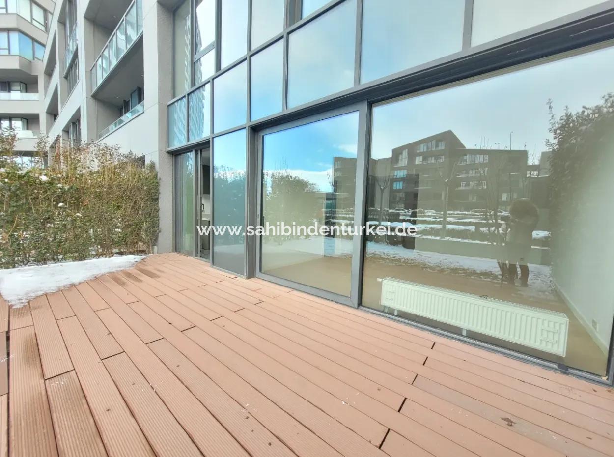 Boş Krediye Uygun İncek Loft Satılık 3+1 Bahçe Dubleksi Şehir Manzaralı Daire