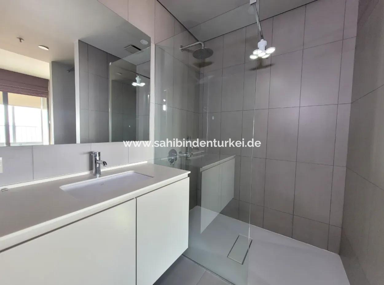 Boş İncek Loft Kiralık  1+1 Göl Manzaralı 3.Kat Daire
