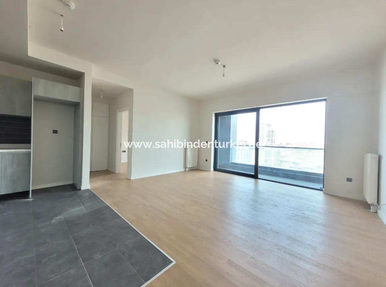 Kiralık Beytepe İncek Bulvar Loft Satılık 1+1 55 M² 17.Kat Daire