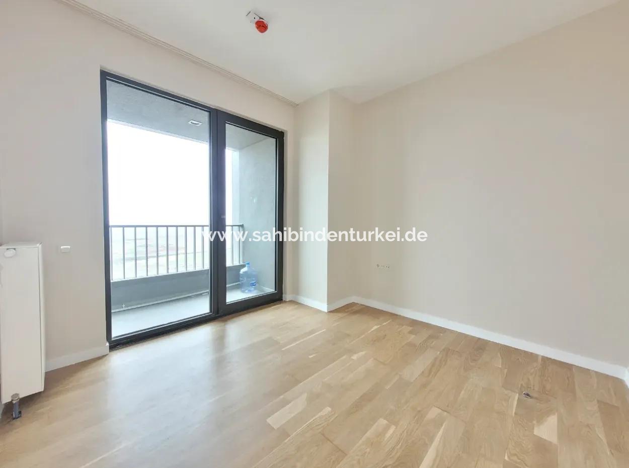 İncek Loft Satılık  2+1 85 M² 22.Kat Mogan Cephe Daire