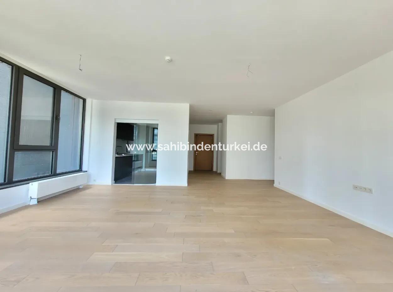 İncek Loft Satılık  3.5+1 140 M² 3.Kat Peyzaj Cephe Daire
