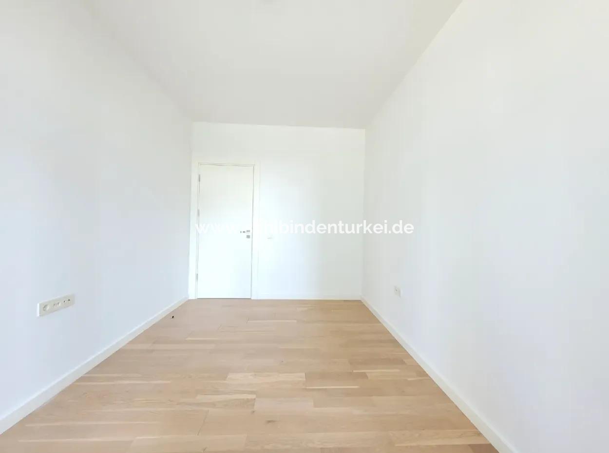 İncek Loft Satılık  3.5+1 140 M² 3.Kat Peyzaj Cephe Daire