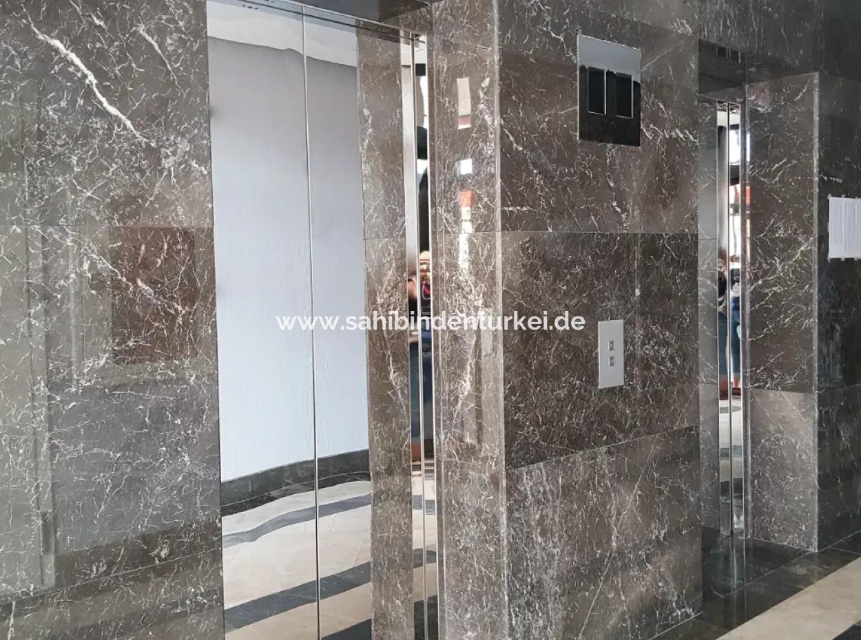 İncek Prestij Satılık  1+1 62 M² Kartal Yuvası 43.Kat Daire