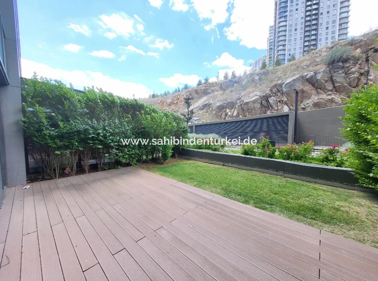 Boş Faturalı İncek Loft Satılık  2+1 Bahçe Dubleks Şehir Manzaralı Daire