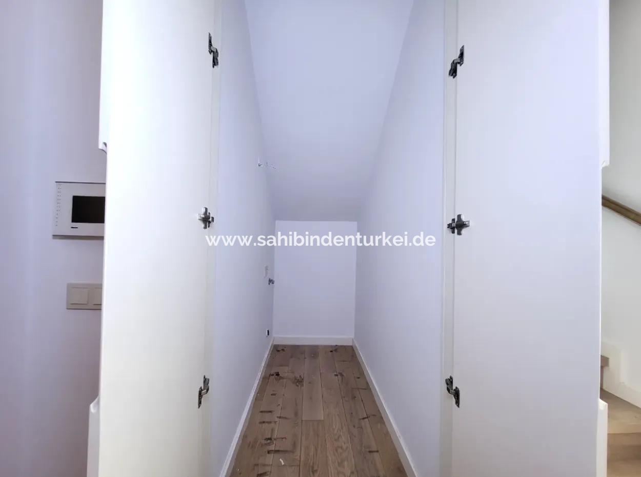 Kiracısız İncek Loft Satılık  2+1 Dubleks Şehir Manzaralı 2.Kat Daire