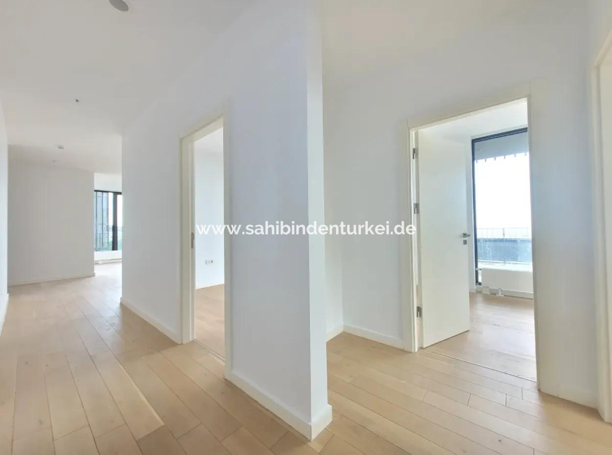 Boş İncek Loft Satılık  Teraslı 4+1  Mogan Manzaralı 146 M² 1.Kat Daire