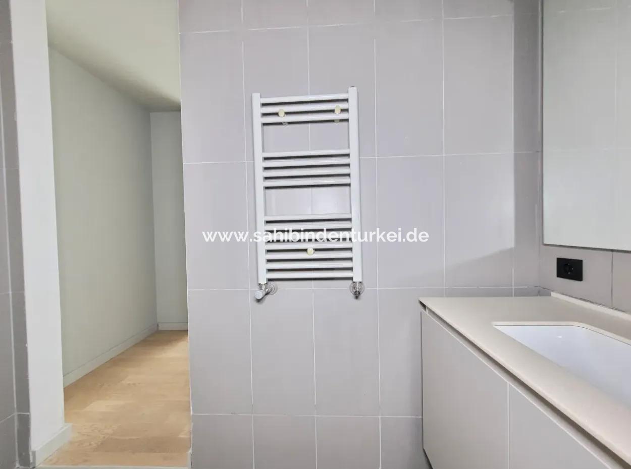 İncek Loft Satılık 1+1 Şehir Manzaralı 8.Kat Daire
