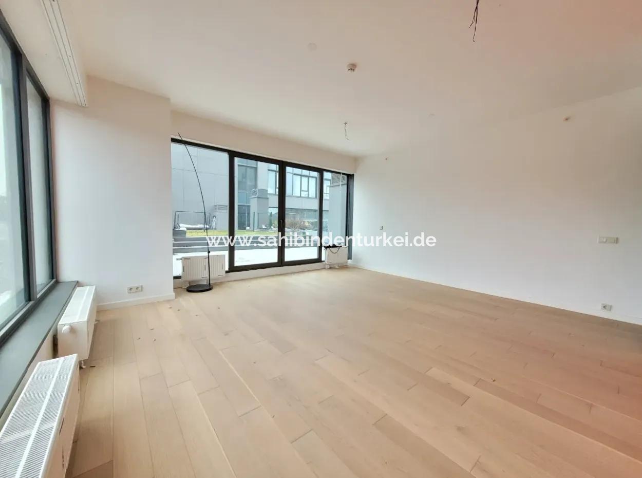 İncek Loft Satılık Teraslı  3+1 Şehir Manzaralı 3.Kat Daire