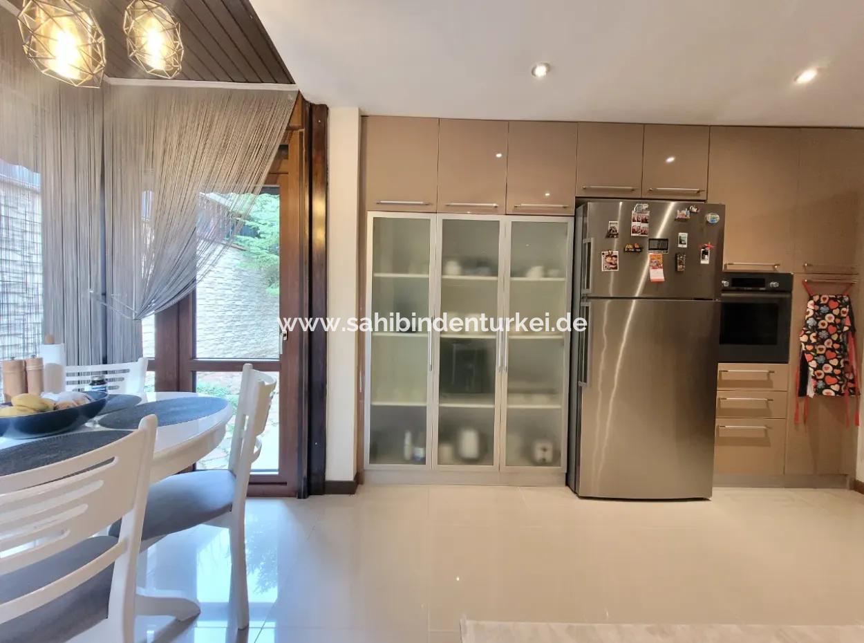 Vatandaşlığa Uygun Bursa Nilüfer Konak Mah. 340 M ² Panoramik Manzaralı Tam Müstakil Dubleks Satılık Villa