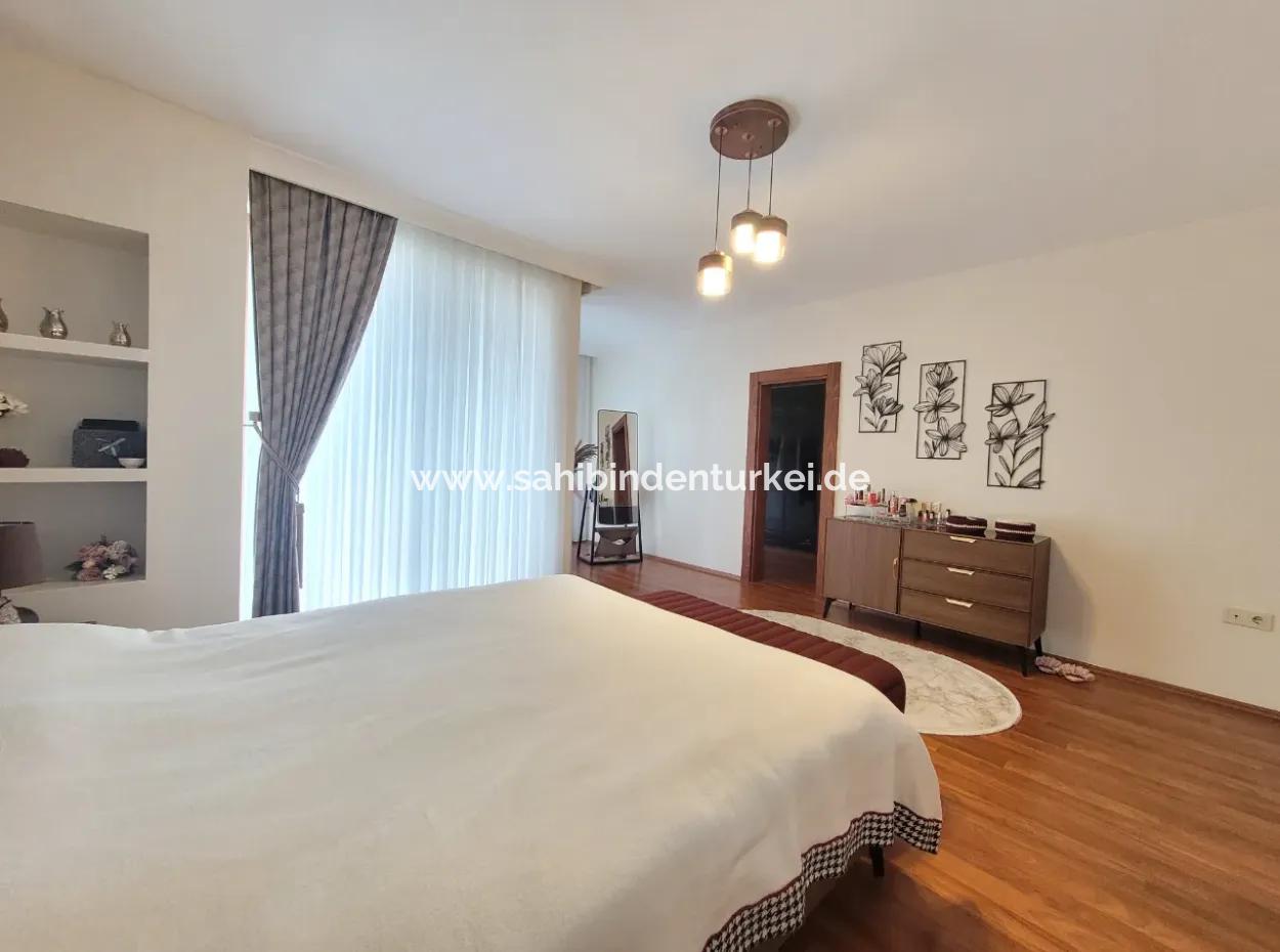 Vatandaşlığa Uygun Bursa Nilüfer Konak Mah. 340 M ² Panoramik Manzaralı Tam Müstakil Dubleks Satılık Villa