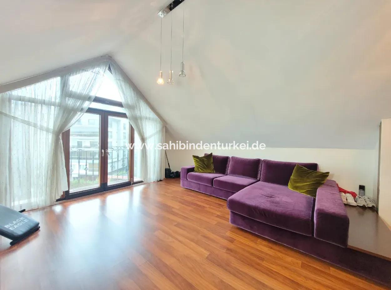 Vatandaşlığa Uygun Bursa Nilüfer Konak Mah. 340 M ² Panoramik Manzaralı Tam Müstakil Dubleks Satılık Villa