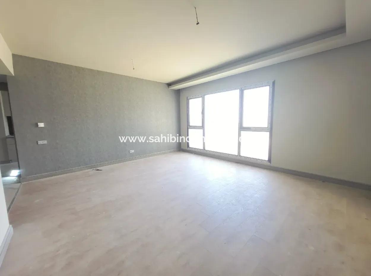 Sıfır Kent İncek Satılık 3+1 Peyzaj Manzaralı 124 M2 3.Kat Daire Hacılar Mah. Gölbaşı Ankara