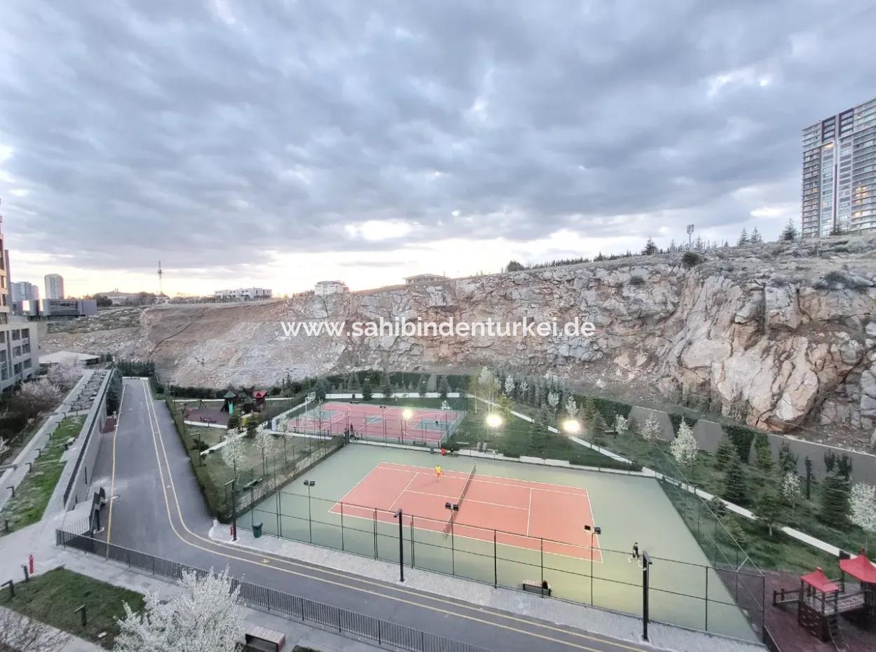 Kiracısız İncek Loft Satılık  2+1 Bahçe Dubleks Şehir Manzaralı Daire