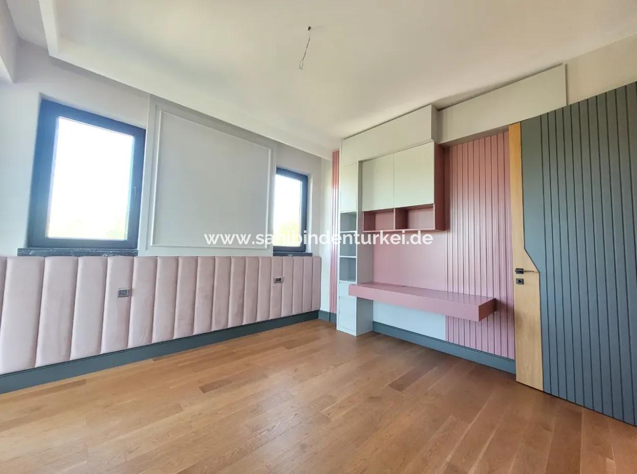 İncek 800 M²  Arsa Da Lüks Dubleks Villa 4+2  İncek Mahallesi Gölbaşı Ankara Türkiye