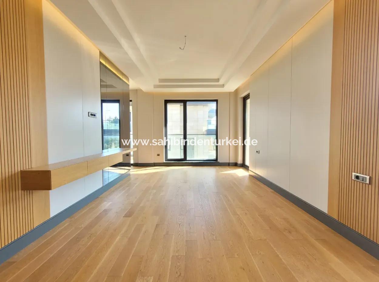 İncek 800 M²  Arsa Da Lüks Dubleks Villa 4+2  İncek Mahallesi Gölbaşı Ankara Türkiye
