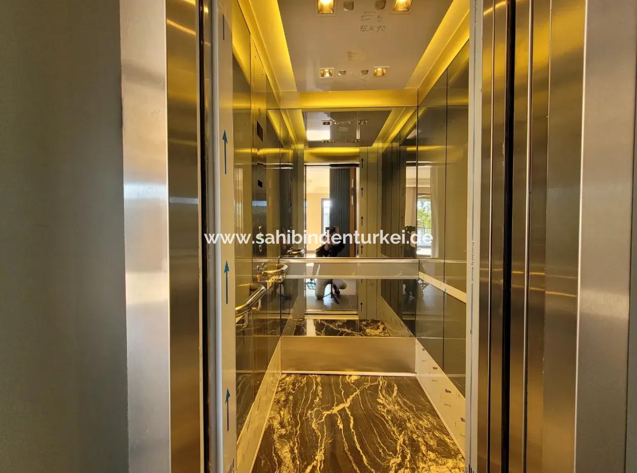 İncek 800 M²  Arsa Da Lüks Dubleks Villa 4+2  İncek Mahallesi Gölbaşı Ankara Türkiye