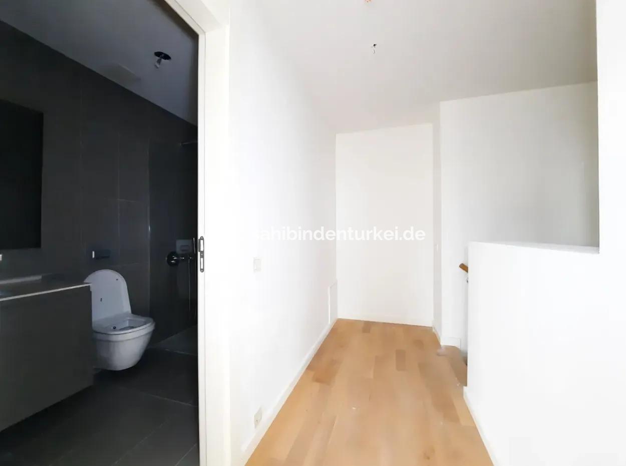 Göl Manzaralı Krediye Uygun İncek Loft Satılık  3+1 Dubleks Peyzaj Manzaralı 2.Kat Daire